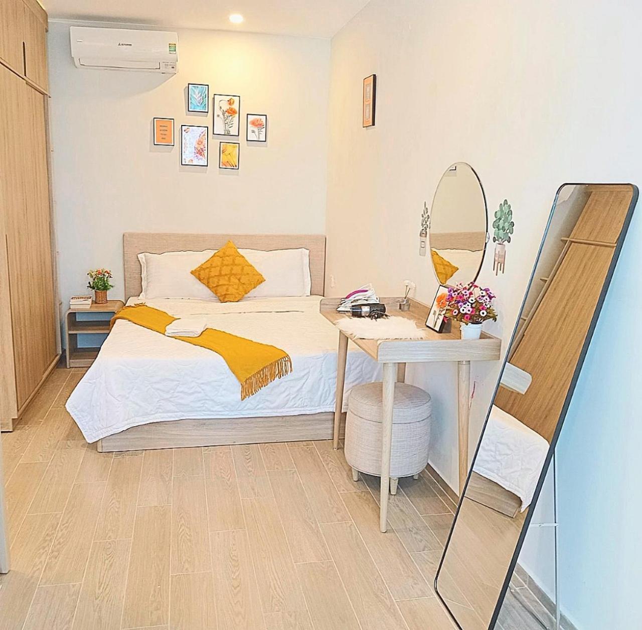 My Duyen - Ho 5 Sao The Song Apartment