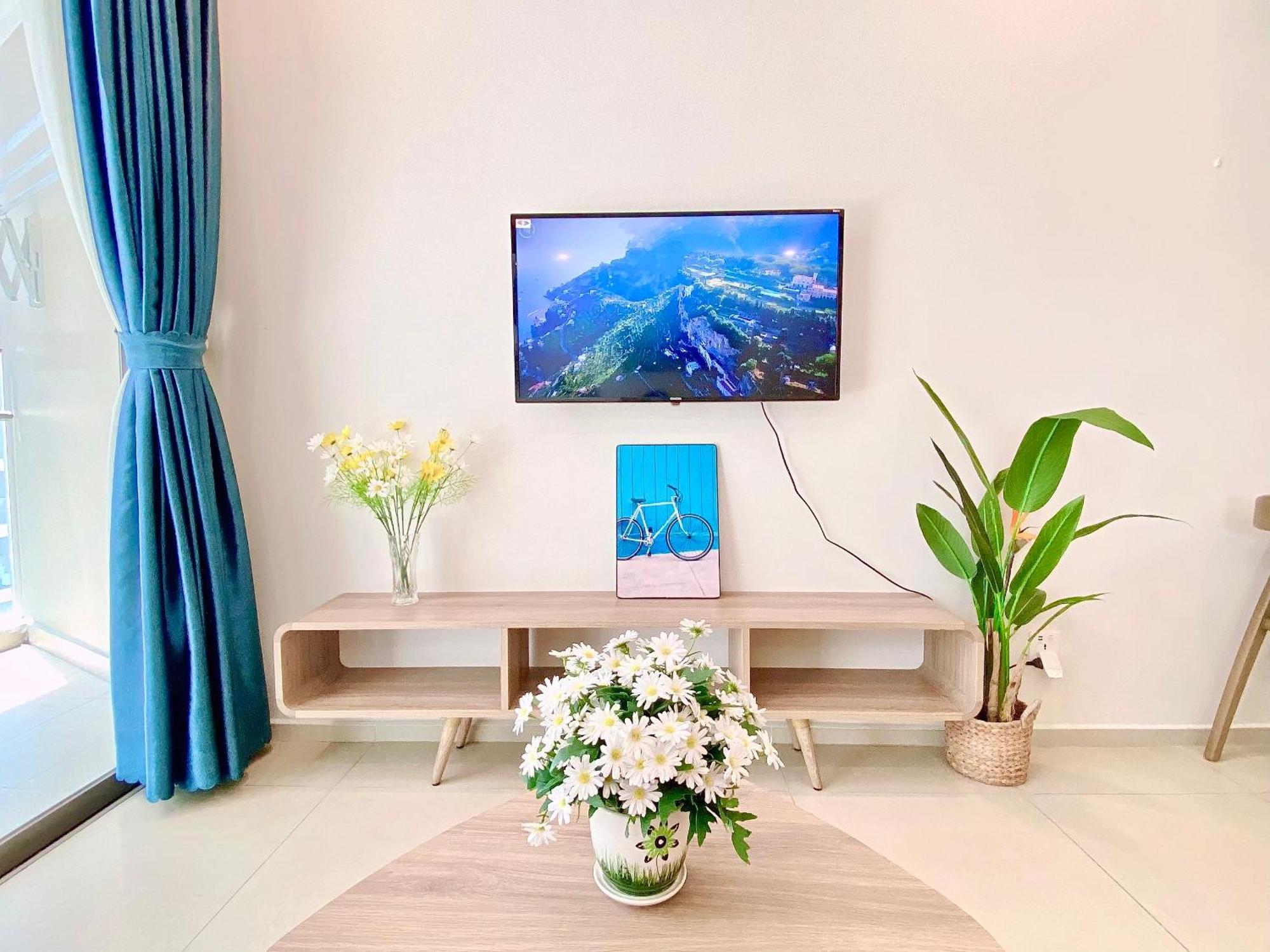 My Duyen - Ho 5 Sao The Song Apartment *